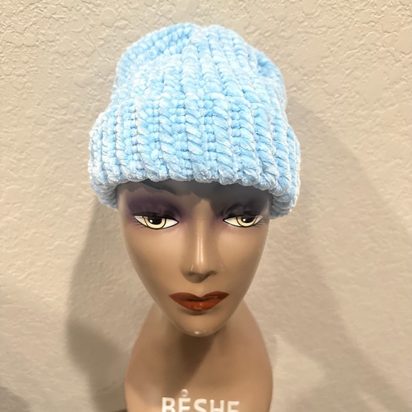 Beanie Hat - Picture 1 of 2